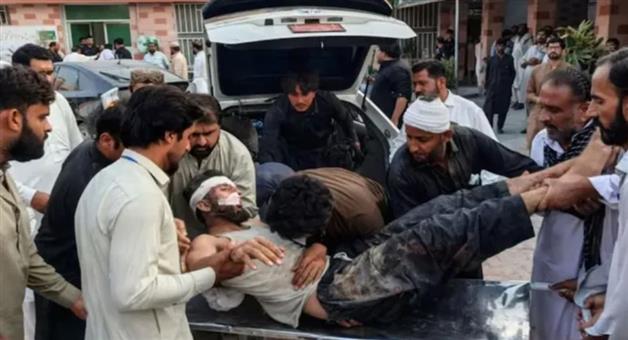 Khabar Odisha:Gunmen-open-fire-on-ambulance-rescuing-victims-of-Pak-suicide-bombing