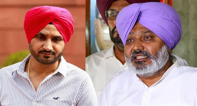 Khabar Odisha:Harpal-Singh-attack-on-Harbhajan-Singh-for-sharing-video
