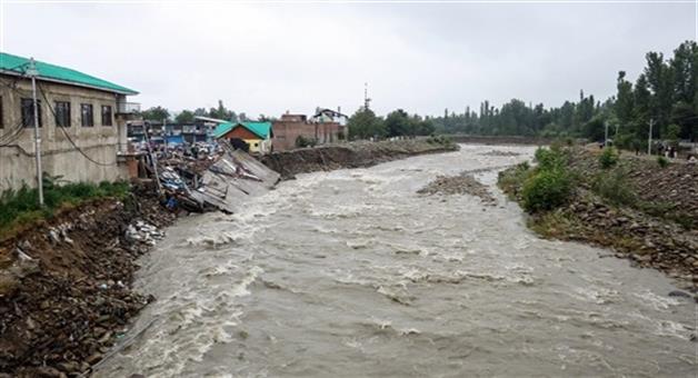 Khabar Odisha:Himachal-Pradesh-landslides-rain-damage-1000-crore-rupees-loss-and-136-roads-closed