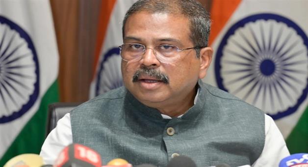 Khabar Odisha:I-take-full-responsibility-says-Union-Education-Minister-on-CBSE-OSM-controversy