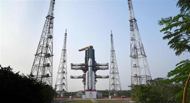 Khabar Odisha:ISRO-Bahubali-LVM-3-will-take-to-space-from-Sriharikota-today