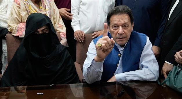 Khabar Odisha:Imran-Khan-Shifted-to-Shifa-Hospital-Pakistan-Supreme-Court-Order--Army-Security