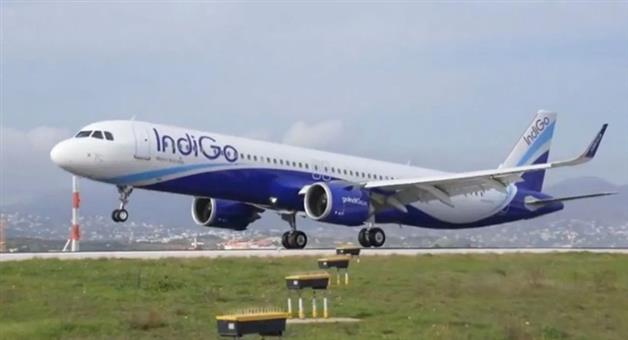 Khabar Odisha:IndiGo-flight-makes-emergency-landing-in-Delhi-engine-suddenly-stops-mid-air
