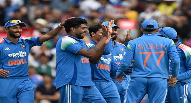 Khabar Odisha:Indias-improved-bowling-in-Day-3-Australia-all-out-for-236-Harshit-takes-4-wickets