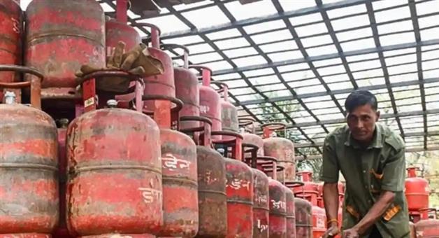 Khabar Odisha:India-Secures-LPG-Supply-from-Algeria-Amid-West-Asia-Crisis--US-Iran-Tensions