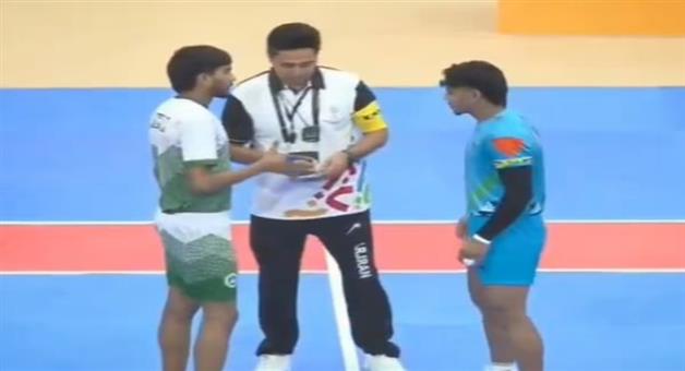 Khabar Odisha:Indian-Kabaddi-team-loses-to-Pakistan-players-dont-shake-hands