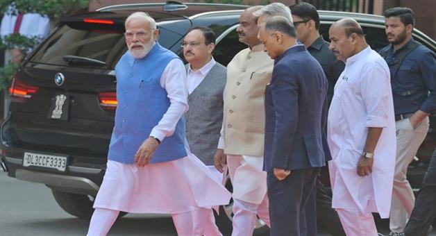 Khabar Odisha:Interest-free-loan-of-Rs-50-lakh-3-free-cylinders-every-year-BJPs-promise-in-Tamil-Nadu