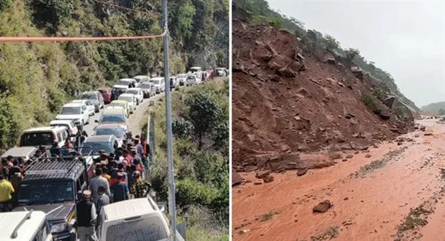 Khabar Odisha:Jammusrinagar-highway-closed-heavy-rain-causes-landslides
