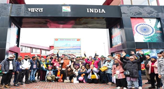 Khabar Odisha:Kailash-Mansarovar-Yatra-begins-after-five-years-first-group-of-Indian-pilgrims-reaches-Tibet