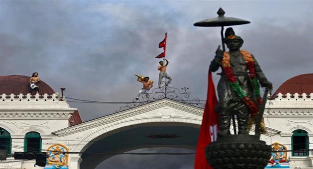 Khabar Odisha:Law-and-order-system-in-Nepal-is-in-a-state-of-disarray-1432-prisoners-escape-from-jail
