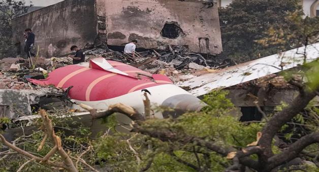 Khabar Odisha:Lessons-learned-from-Ahmedabad-plane-crash-government-to-phase-out-Boeing-Dreamline-aircraft