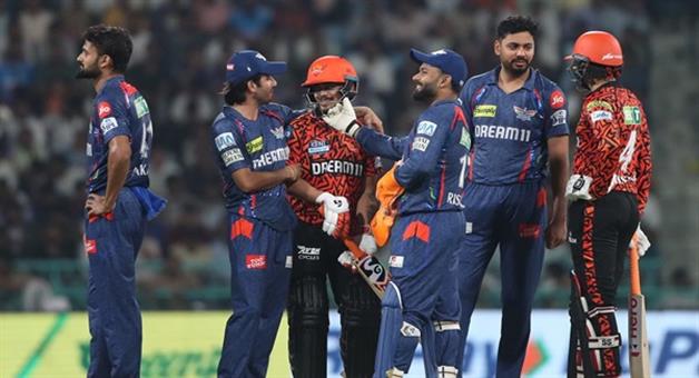 Khabar Odisha:Lucknow-is-out-of-IPL-playoffs-Marsh-Pooran-faded-in-front-of-Abhisheks-storm