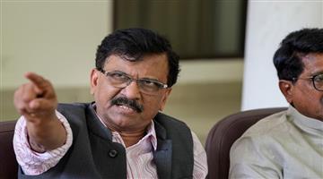 Khabar Odisha:Maharashtra-Politics-Shiv-Sena-UBT-Leader-Sanjay-Raut-Slams-Maha-Yuti-Government-Predicts-Collapse-of-Shinde-Govt