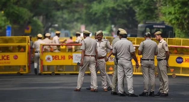 Khabar Odisha:Major-terror-attack-plan-foiled-in-Delhi-9-agents-of-Pakistani-intelligence-agency-ISI-arrested