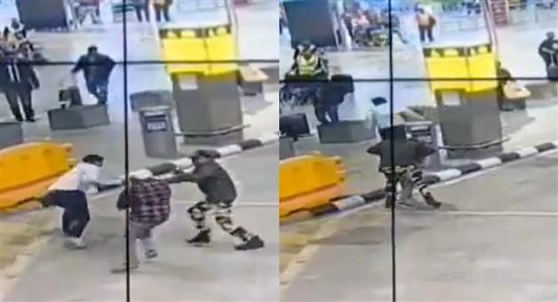 Khabar Odisha:Man-carrying-knife-attacks-taxi-drivers-at-Bengaluru-Kempegowda-international-airport