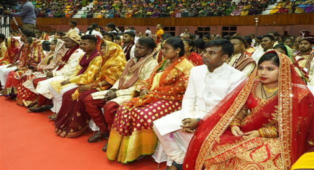 Khabar Odisha:Mass-marriages-held-in-Cuttack-and-Sundargarh-districts