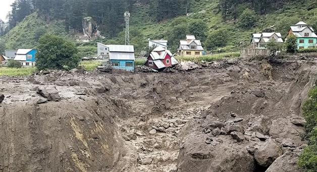 Khabar Odisha:Massive-destruction-due-to-cloudburst-in-Kishtwar-46-dead-including-2-CRPF-soldiers-hundreds-missing