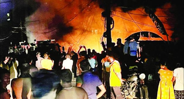 Khabar Odisha:Massive-fire-in-Bhubaneswar