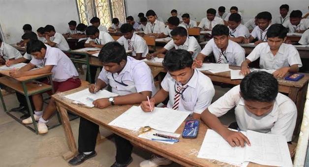 Khabar Odisha:Matriculation-examination-begins-today-12000-teachers-deployed