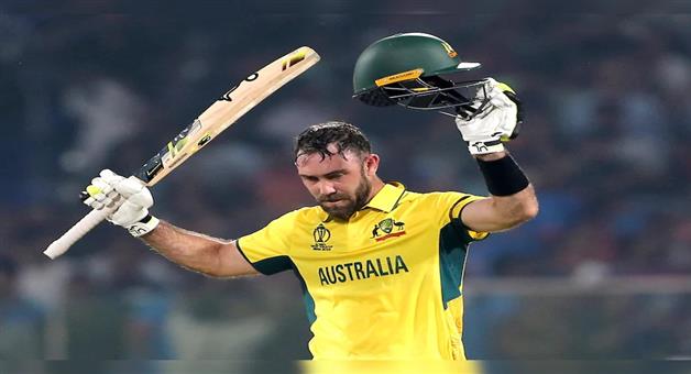 Khabar Odisha:Maxwell-broke-the-record-by-scoring-a-hundred-in-40-balls