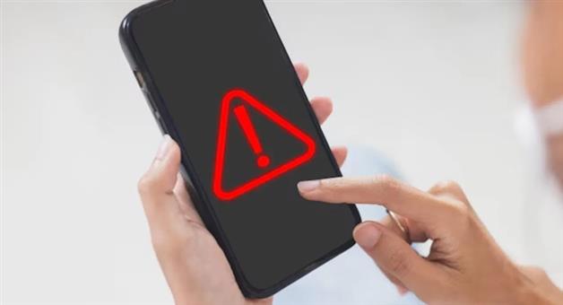 Khabar Odisha:Millions-of-smartphone-users-at-risk-Your-phone-can-be-hacked-data-can-be-stolen