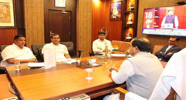 Khabar Odisha:Minister-reviews-paddy-procurement-in-the-state-Millers-Association-promises-all-cooperation