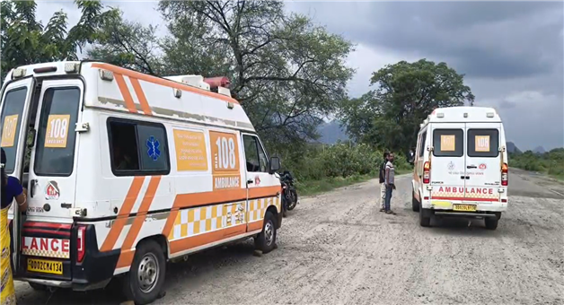 Khabar Odisha:Minor-girls-death-alleged-due-to-trouble-in-ambulance