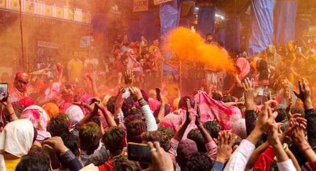 Khabar Odisha:More-than-44-lakh-devotees-come-in-Braj-mandal