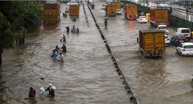 Khabar Odisha:Nation-Delhi-NCR-rain-watered-schools-closed-in-Noida-today-and-work-from-home-instructions-to-all-employees