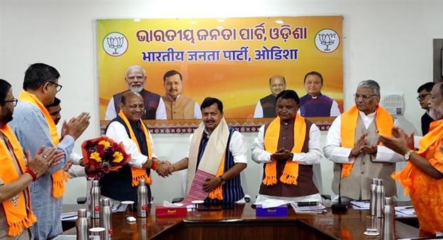 Khabar Odisha:Nitin-Naveen-calls-for-building-a-developed-Odisha-in-the-coming-days