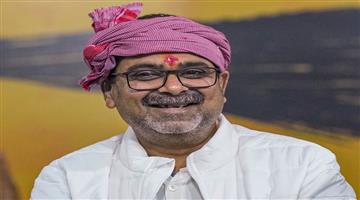 Khabar Odisha:Now-a-fan-of-RSS-Avadh-Ojha-says---Thinkers-and-advisors-of-other-parties-are-flatterers