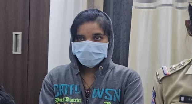 Khabar Odisha:Nurse-Kills-Parents-with-Lethal-Injection-Over-Love-Affair-Dies-by-Suicide-Using-Same-Method-in-Telangana