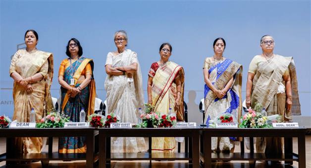 Khabar Odisha:Nurses-are-a-gem-in-the-healthcare-sector-Professor-Roy