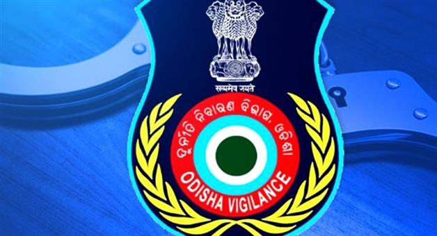 Khabar Odisha:Odisha-Vigilance-arrests-Kendrapada-Amin-for-bribery