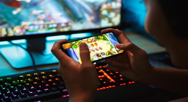 Khabar Odisha:Online-games-are-killing-youth-120-youth-commit-suicide-in-4-years