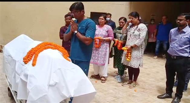Khabar Odisha:Organ-donors-given-guard-of-honour-at-Sam-Hospital