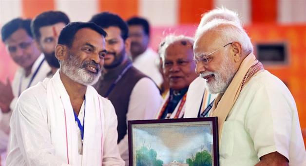 Khabar Odisha:PM-Modis-birthday-recorded-in-Guinness-Book-something-like-this-happened-the-world-was-shocked