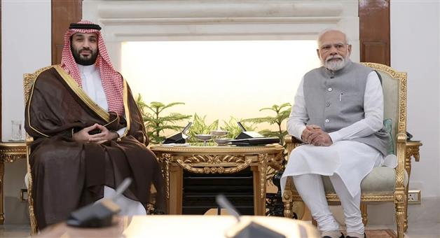 Khabar Odisha:PM-Narendra-Modi-holds-talks-with-Saudi-Crown-Prince-Mohammed-bin-Salman-Al-Saud-in-New-Delhi