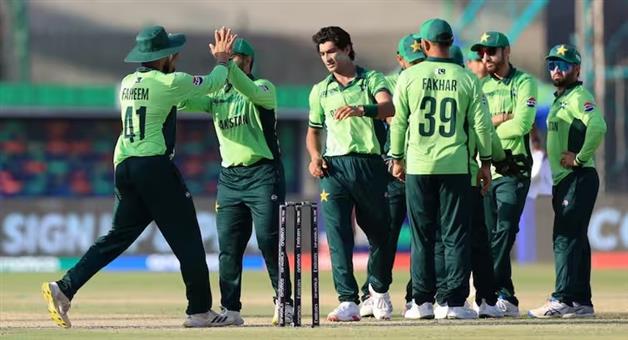 Khabar Odisha:Pakistan-not-out-of-semi-finals-even-after-losing-to-India-know-the-equation