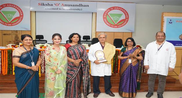 Khabar Odisha:Patients-recover-only-due-to-the-services-of-nurses-Padma-Shri-Professor-Ashok-Mohapatra-on-soa-International-Nurses-Week-2025