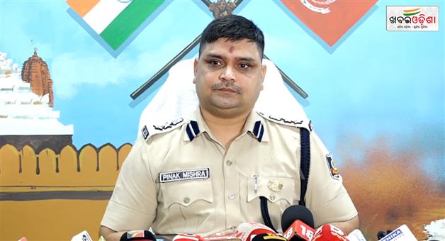 Khabar Odisha:Pinak-Mishra-has-taken-charge-as-the-new-SP-in-Puri