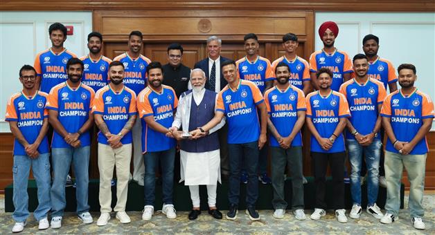 Khabar Odisha:Players-of-Indian-cricket-team-meet-PM-Narendra-Modi