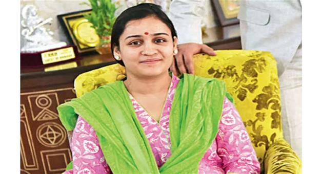 Khabar Odisha:Politics-Daughter-in-law-of-SP-leader-Mulayam-Singh-Yadav-may-join-in-BJP-today