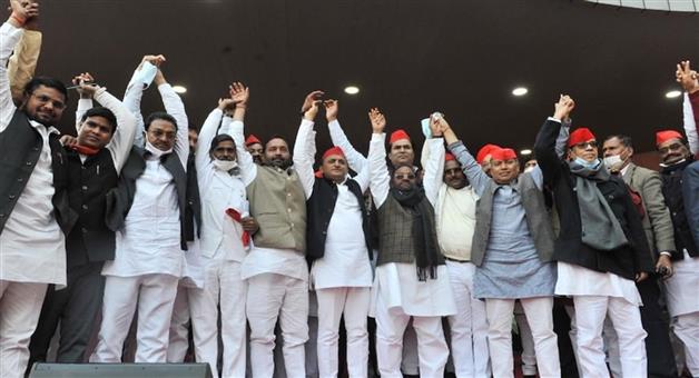 Khabar Odisha:Politics-Violation-of-code-of-conduct-in-SP-rally-as-SHO-Gautampalli-suspend