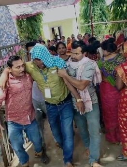 Khabar Odisha:Polling-staff-injured-in-sunstroke