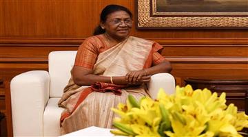 Khabar Odisha:President-of-India-Droupadi-Murmu-visited-her-school