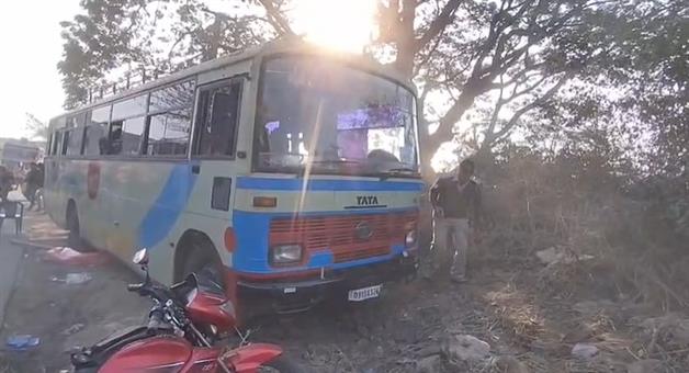 Khabar Odisha:Protesters-Narrowly-Escape-Major-Mishap-During-Bharat-Bandh