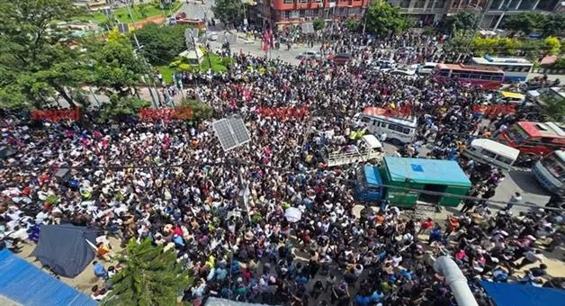 Khabar Odisha:Protesters-enter-Parliament-over-Facebook-YouTube-ban-One-dead-80-injured-in-firing