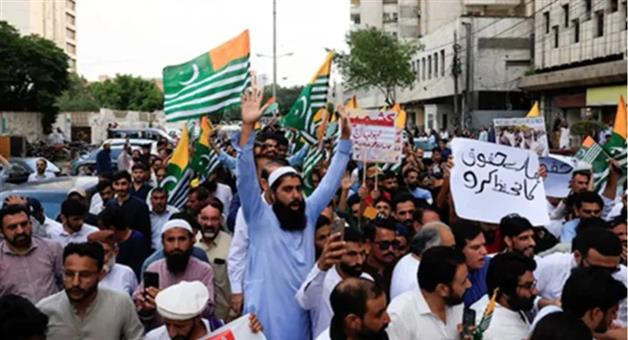 Khabar Odisha:Protesters-on-streets-in-PoJK-demand-withdrawal-of-Pakistan-army