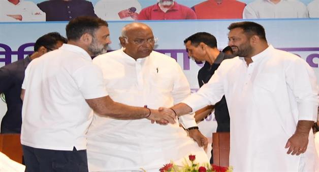 Khabar Odisha:Rahul-Gandhi-has-not-been-to-Bihar-for-two-months-questions-raised-in-Congress-over-his-absence-before-the-elections